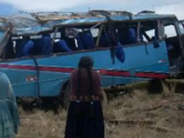 En Cusco 35 personas resultaron heridas por al volcarse bus interprovincial