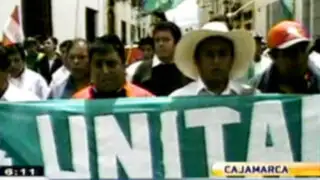 Santos desestima ser revocado y exige cambio de constitución