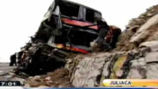Juliaca: Un muerto y tres herido deja choque entre camioneta y trailer