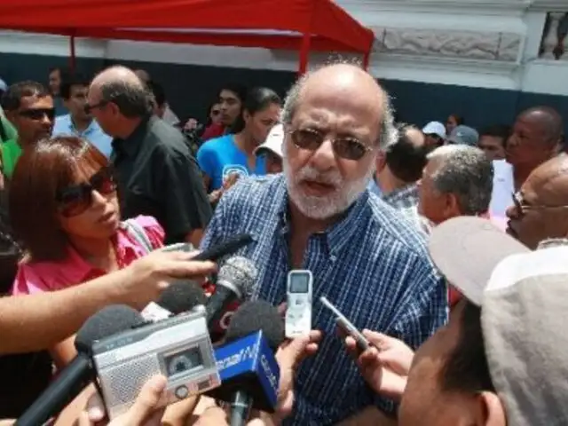 Daniel Abugattás pide expulsar a Jorge Rimarachín de Gana Perú