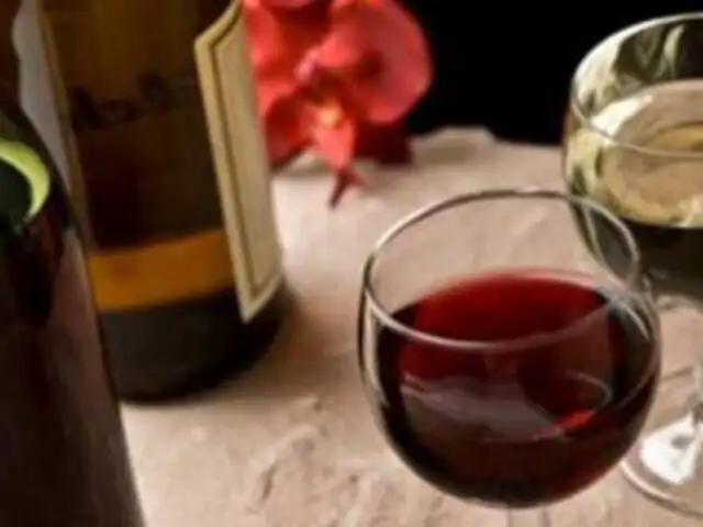 El vino tinto beneficia el combate a la aterosclerosis 