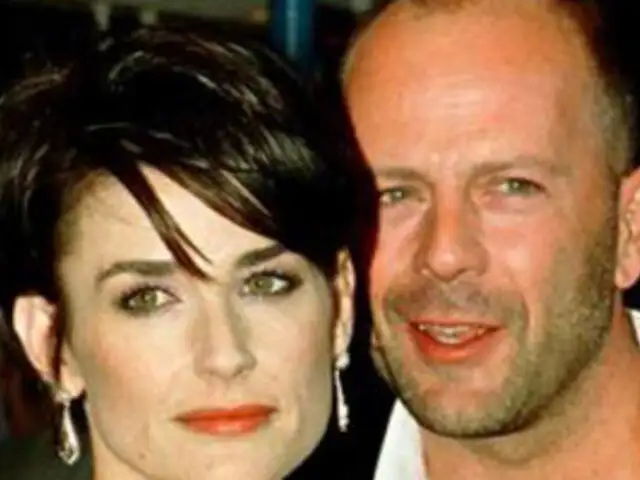 Bruce Willis pide a su ex esposa Demi Moore someterse a un psicólogo 
