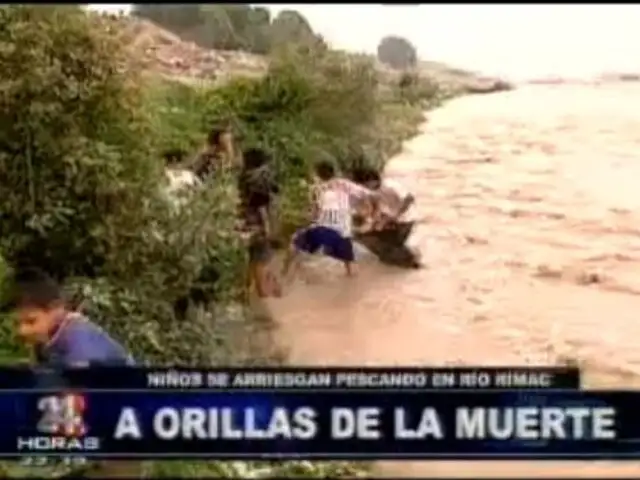 Menores exponen su vida al trabajar en orillas del rio Rímac