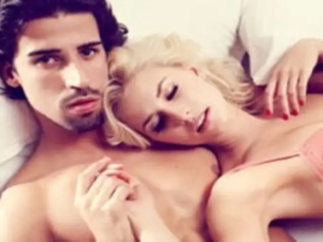 Futbolista Sami Khedira y Lena Gerke posan sensualmente para revista GQ