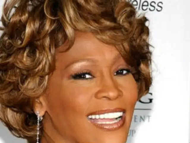 Policía de L.A. descarta intención criminal en muerte de Whitney Houston