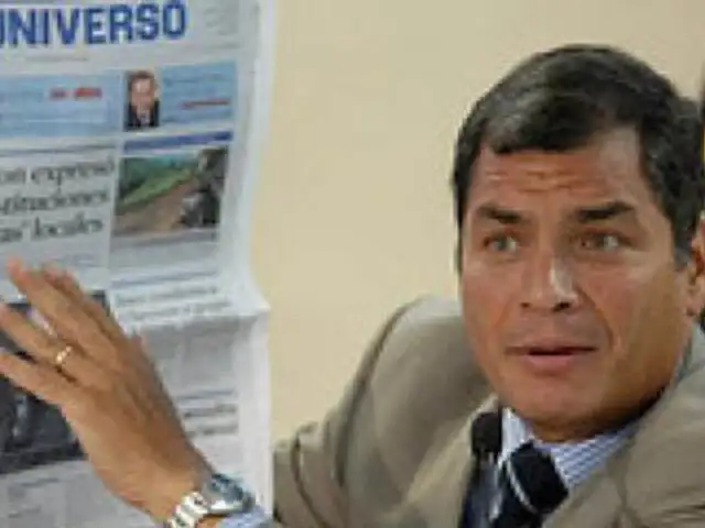 Rafael Correa llama a Latinoamérica a rebelarse contra la dictadura de los medios