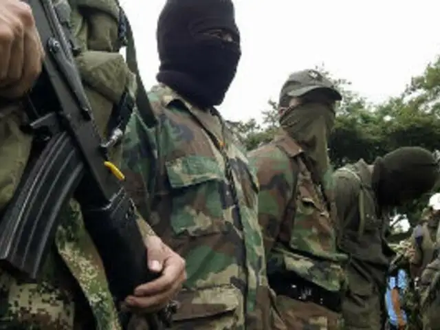 Colombia: FARC detonan bomba en sede de diálogo con el gobierno
