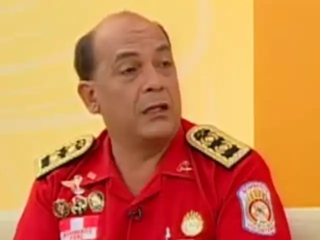 Contraloría suspendió a oficial general de los bomberos, Mario Casaretto