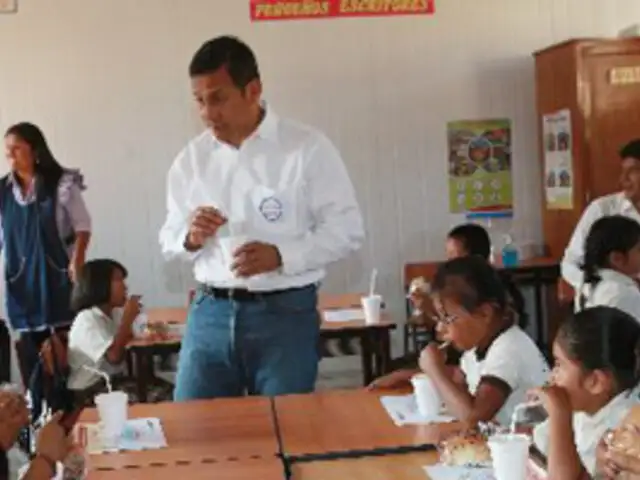 Presidente Humala recibe lección de “lavado de manos” en la apertura del año escolar