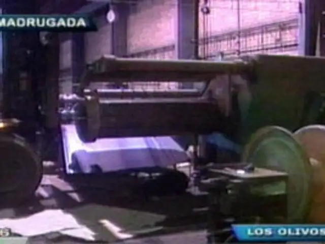 Obrero muere aplastado por más de cincuenta planchas de metal en los Olivos