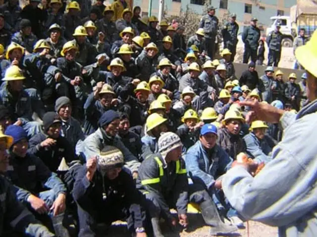 Gobierno pide a mineros ilegales levantar paro para continuar diálogo