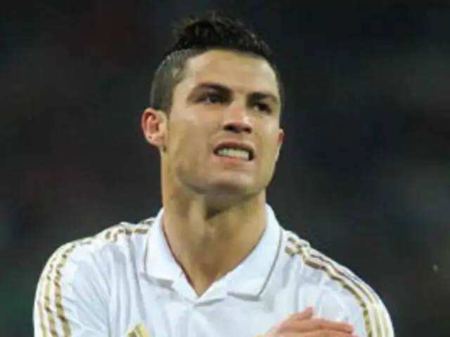 Cristiano Ronaldo perdió la cabeza por una rubia durante entrenamiento    
