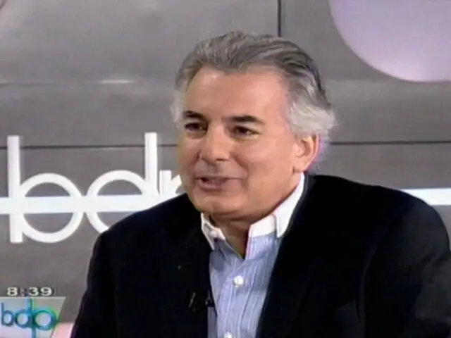Vargas Llosa: El Gobierno necesita funcionarios de la capacidad de Nadine Heredia