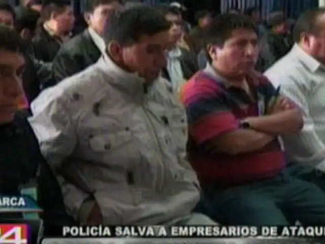 Cajamarca: atacan con huevos a empresarios del proyecto Conga  