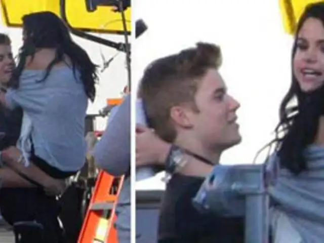 Justin Bieber y Selena Gómez muy apasionadas en público