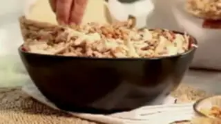 Cómo preparar de manera práctica arroz con almendras y pollo