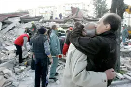 Se reportó una muerte y la destrucción de una iglesia tras sismos en Italia