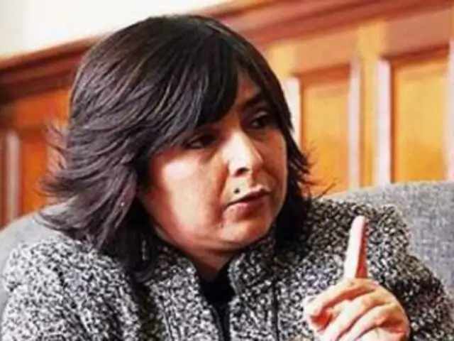 Ministra Jara descarta nuevos alejamientos en la bancada de Gana Perú