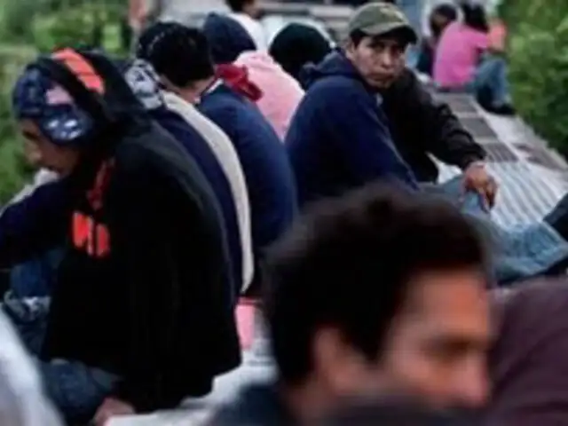 Autoridades de Estados Unidos rescatan a 115 inmigrantes ilegales en Texas
