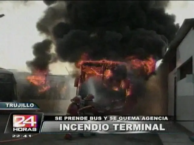 En Trujillo y Barranca pasajeros salvan de morir tras incendios en buses