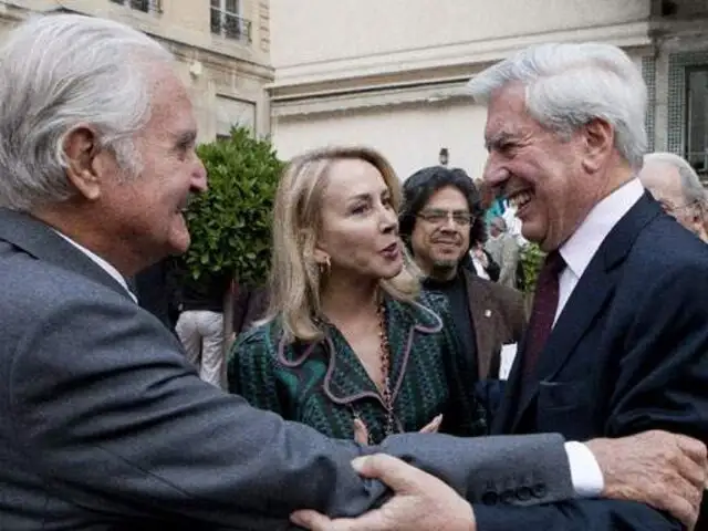 Vargas Llosa apenado por la muerte de escritor Carlos Fuentes