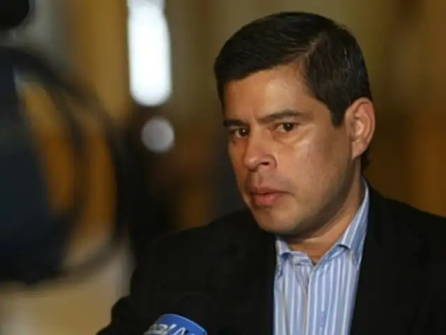 Congresista Galarreta pide renuncia de fiscal Peláez por chuponeo telefónico