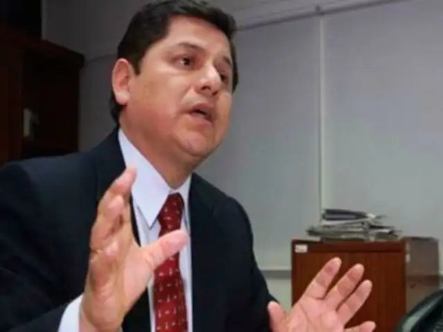 Defensor evalúa  denuncia de expresidente García sobre megacomisión