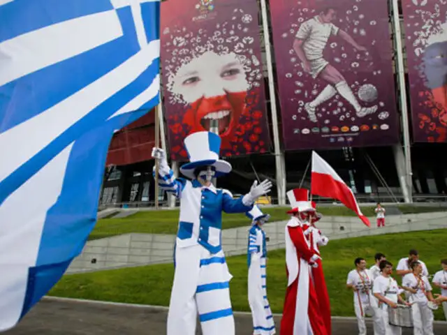 Polonia y Grecia rompen fuegos en la Eurocopa 2012