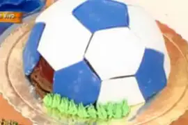 Aprende a preparar una riquísima "torta futbolera"