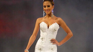 Melissa Paredes renunció a corona Miss Perú Mundo 2012