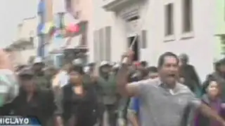 Chiclayo: trabajadores de Pucalá realizaron violenta protesta