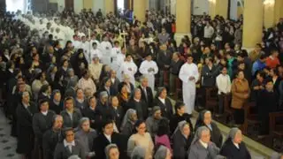 Iglesia evangélica realiza ceremonia de acción de gracias por el Perú