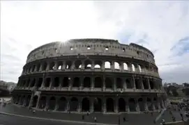 Roma: Plan millonario para restaurar el Coliseo causa polémica.