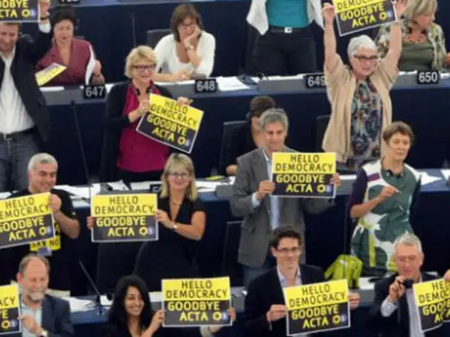 La Unión Europea rechaza ACTA por unanimidad