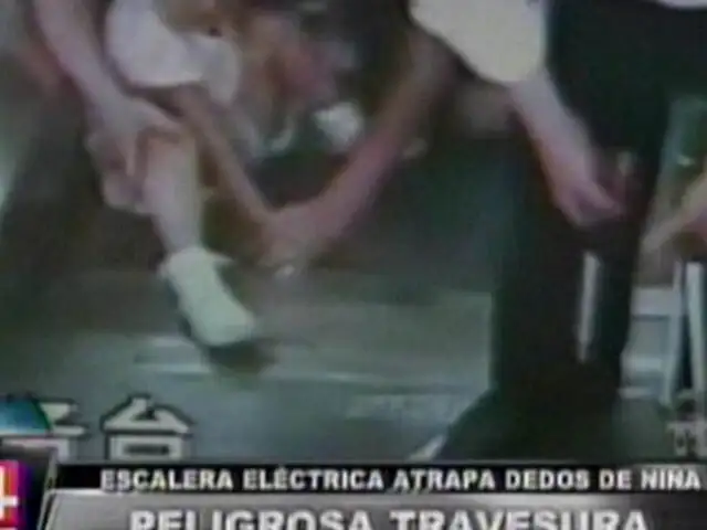 Escalera eléctrica estuvo a punto de cortar dedos a una niña en China