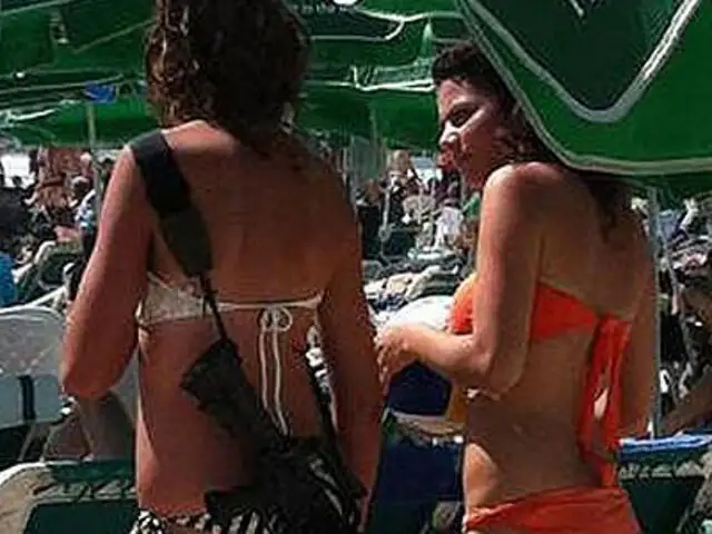 Israel: mujer en bikini y con un fusil en la playa desata polémica