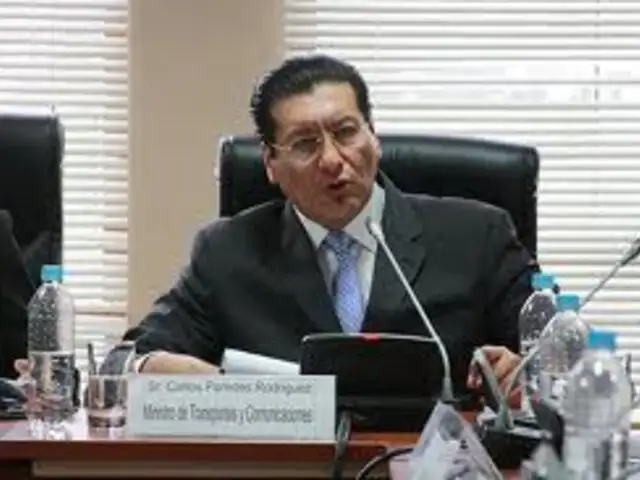 Ministro Paredes: Estamos dispuestos a dejar el cargo si Humala lo pide