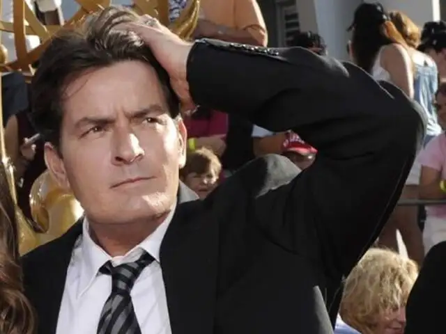 Actriz porno revela intimidades de Charlie Sheen en videoclip