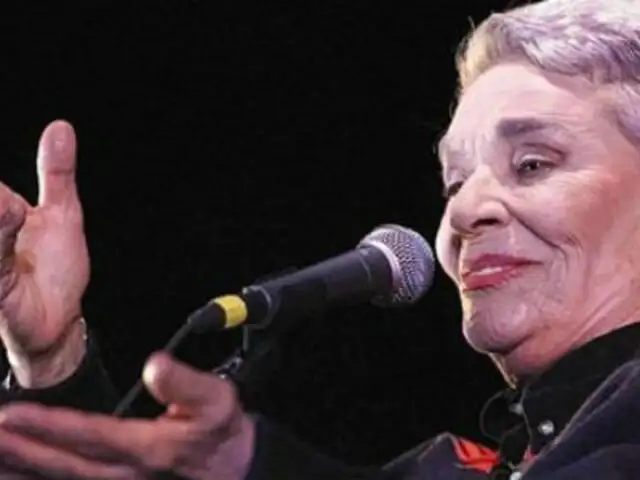 Cantante Chavela Vargas fallece a los 93 años tras paro respiratorio