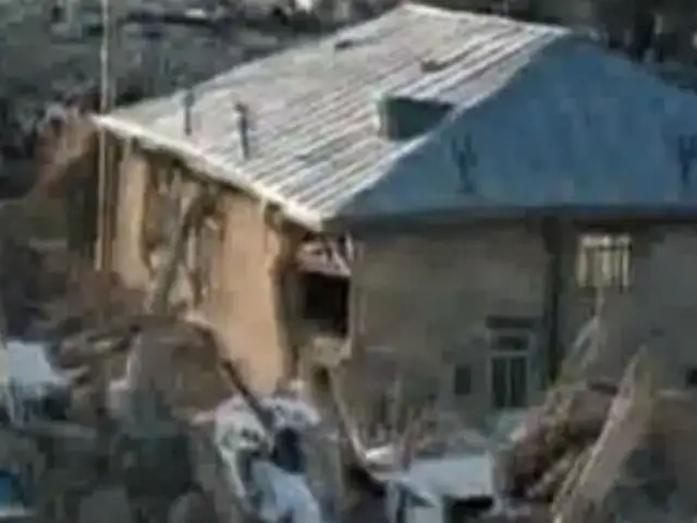 Irán: terremotos dejan al menos 300 muertos y miles de heridos