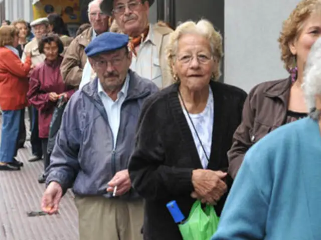 Denuncian estafas a jubilados con el "cuento" de subirles sus pensiones