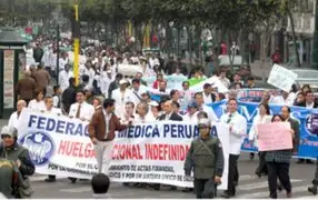 Médicos del Minsa iniciaron hoy huelga nacional indefinida