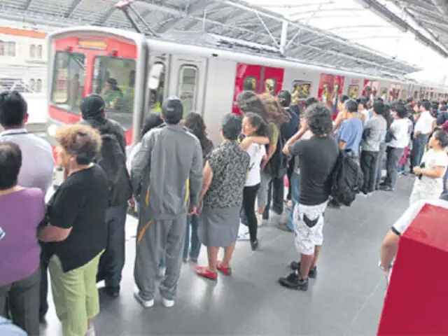 Fernando Deustua: Reforzaremos comunicación con usuarios del Tren Eléctrico
