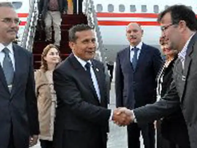 Presidente Ollanta Humala llega a Rusia para participar en  Cumbre APEC