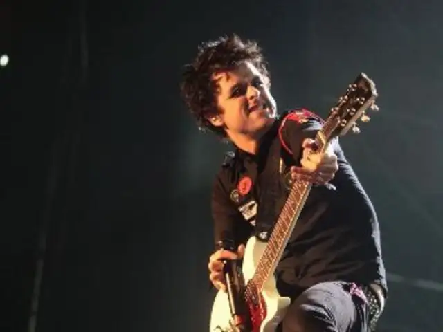 Vocalista de Green Day protagoniza bochornoso incidente en concierto