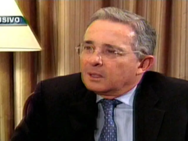 Colombia: Expresidente Álvaro Uribe lanza su candidatura al Congreso