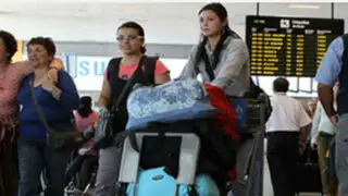 Peruanos siguen emigrando al extranjero pese a crisis mundial