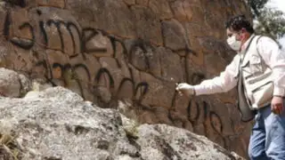 En Cusco jóvenes desadaptados volvieron a dañar muros incas con aerosol