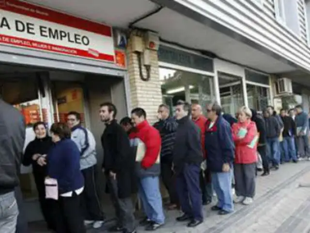 España: más de cinco millones de desempleados por crisis económica