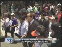 Comerciantes de La Parada salieron a las calles para protestar contra alcaldesa